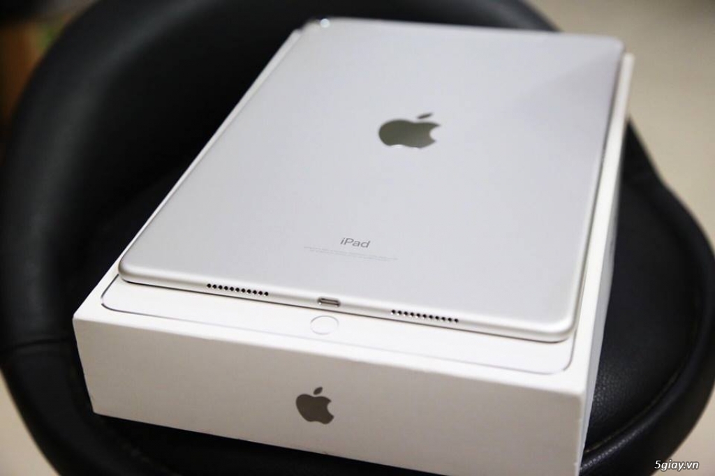 iPad Pro 10.5 64Gb Silver Fullbox. Bảo Hành Apple 2 NĂM - 2
