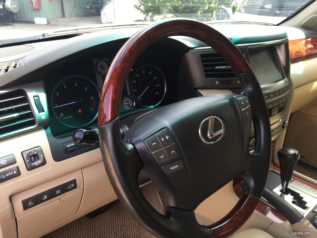 Lexus LX 570 chính chủ - 1