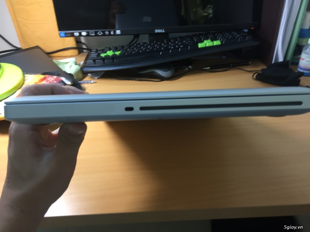 Macbook Pro 2011 15 inch, CPU i7 quad core 2.0ghz, ram 8gb, ssd 240gb - 4