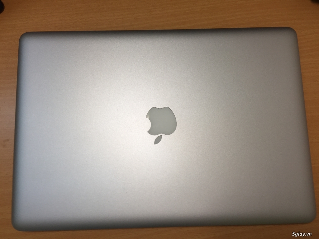 Macbook Pro 2011 15 inch, CPU i7 quad core 2.0ghz, ram 8gb, ssd 240gb - 3