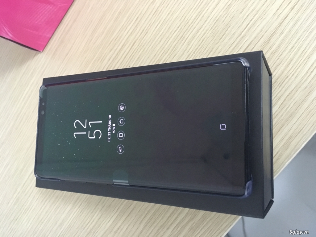 Bán note8 kích hoạt 1 ngày chưa cắm sạc 19 tr.đ