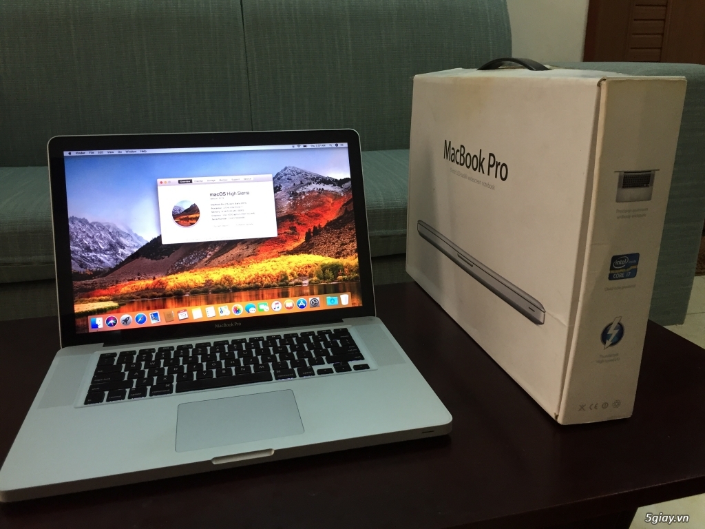 Macbook Pro 2011 15 inch, CPU i7 quad core 2.0ghz, ram 8gb, ssd 240gb - 16