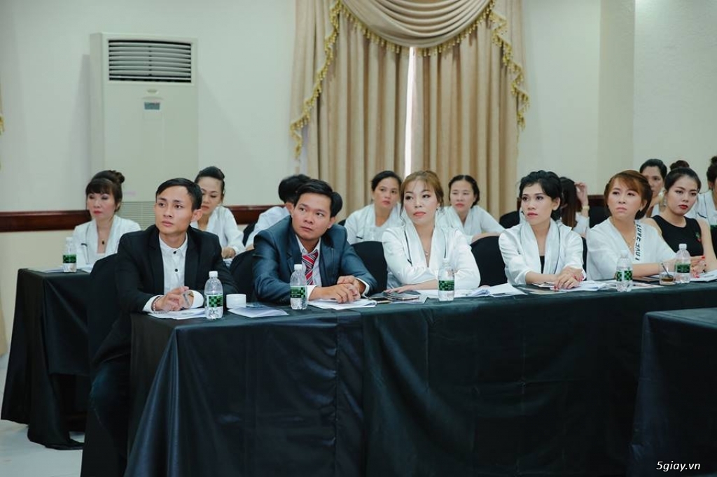 Chuyên cung cấp mỹ phẩm hằng jojo và nước hoa luxy thại thái bình - 15