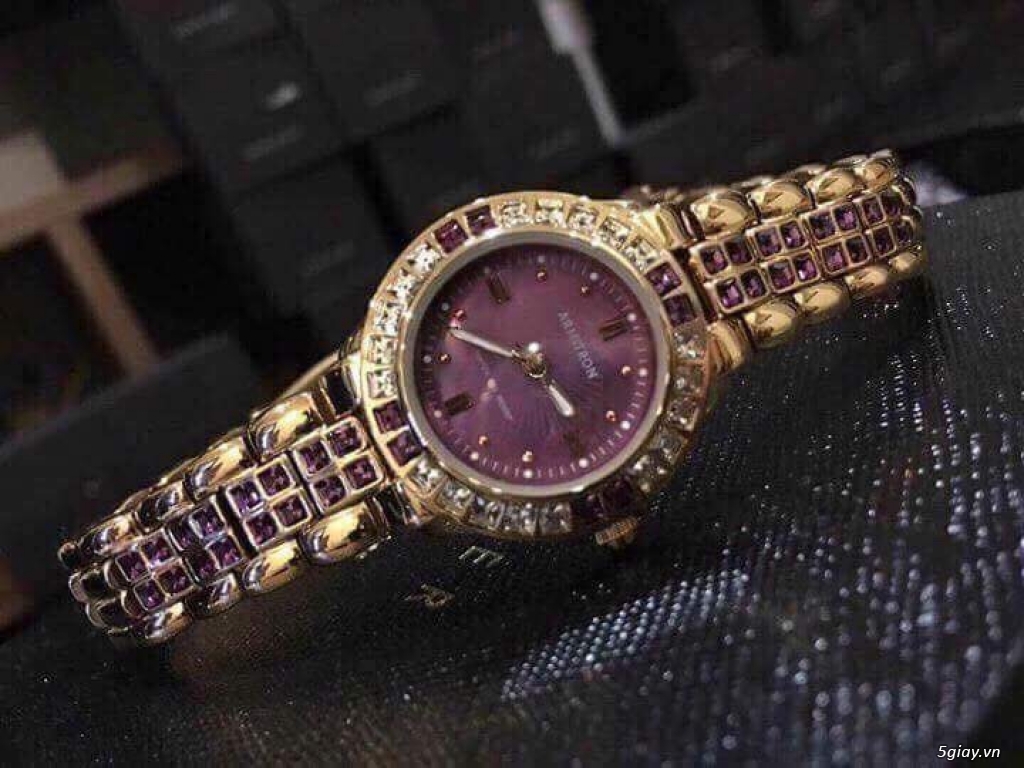 Chuyên đồng hồ xách tay từ Mỹ. Hàng chuẩn, new tag, full bill-b
