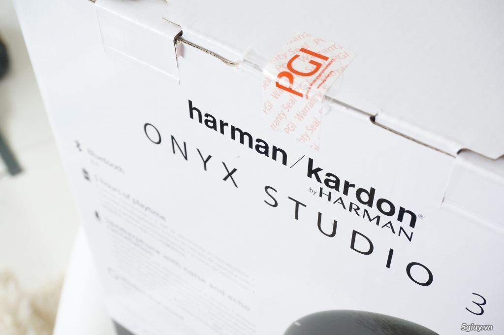 Harman Kardon Onyx Studio 3 mới 100% fullbox - 2
