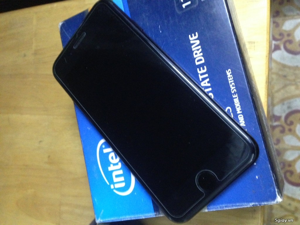 Cần bán: iphone 7 jetblack 128gb còn đẹp giá tốt để hốt em mới