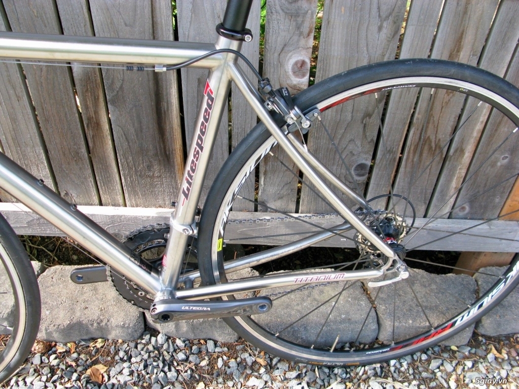 Xe đạp đua 700c tiatanium Litespeed USA - 1