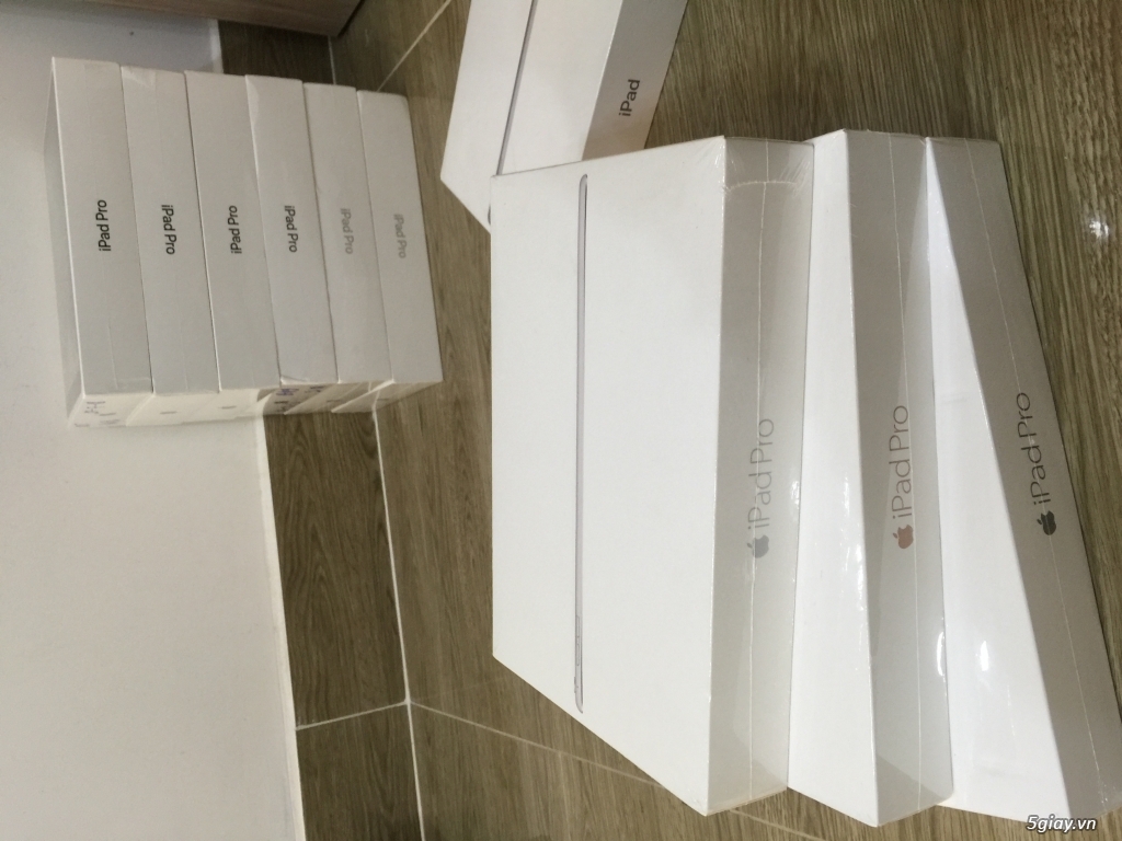 Em bán Pro 10.5 64GB NEW 100%