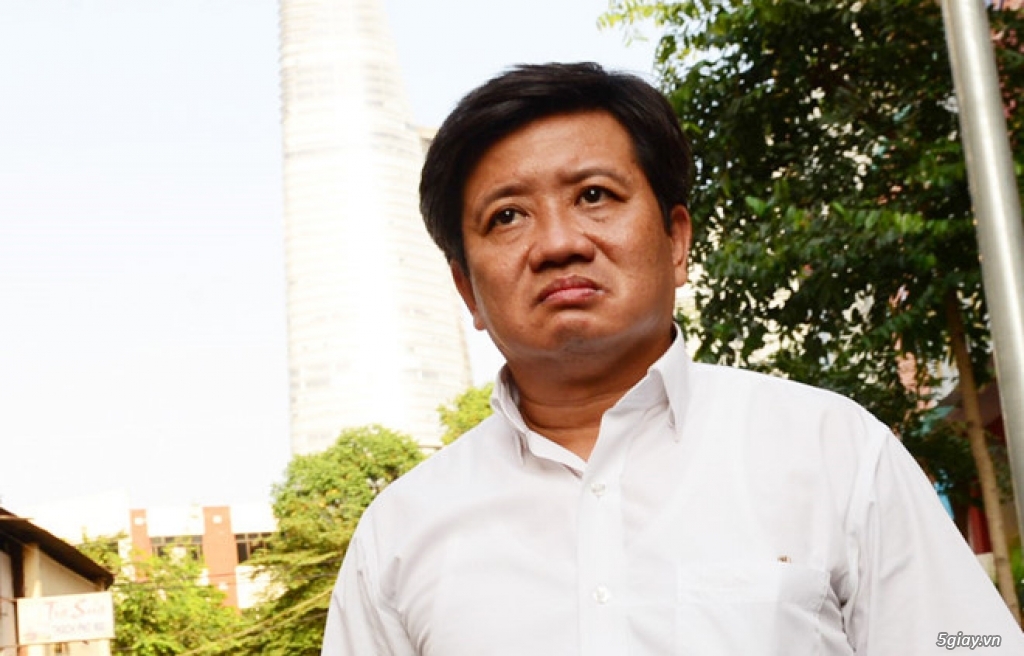 Khi anh Hải ở nhà thì ngoài phố thế này