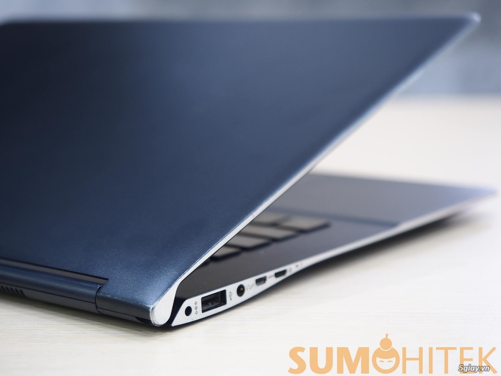 SAMSUNG SERI 9 i7, 8GB, SSD 256GB - 9