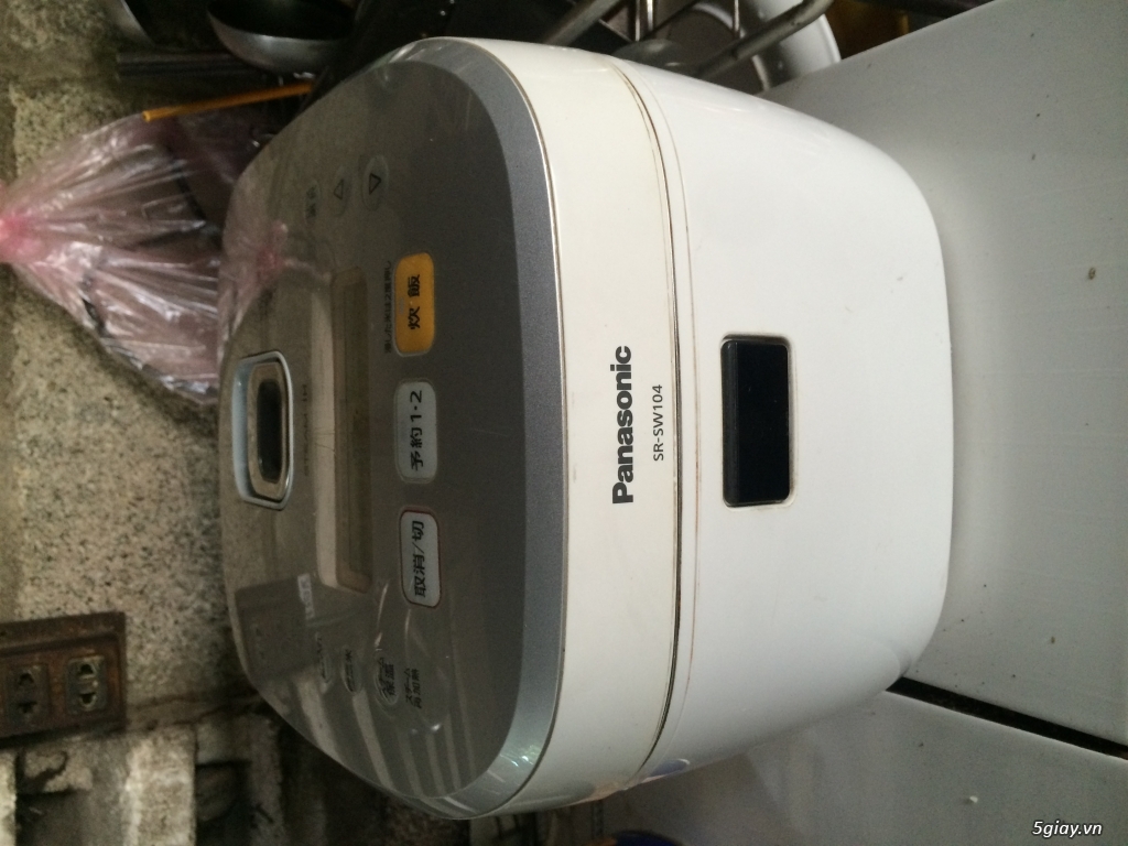 Nồi cơm Panasonic 1l có cốc nước - 2