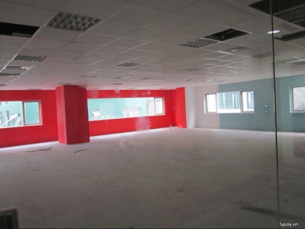 Cho thuê gấp văn phòng lầu 1 PVC Saigon Building, Nguyễn Gia Thiều, Q3