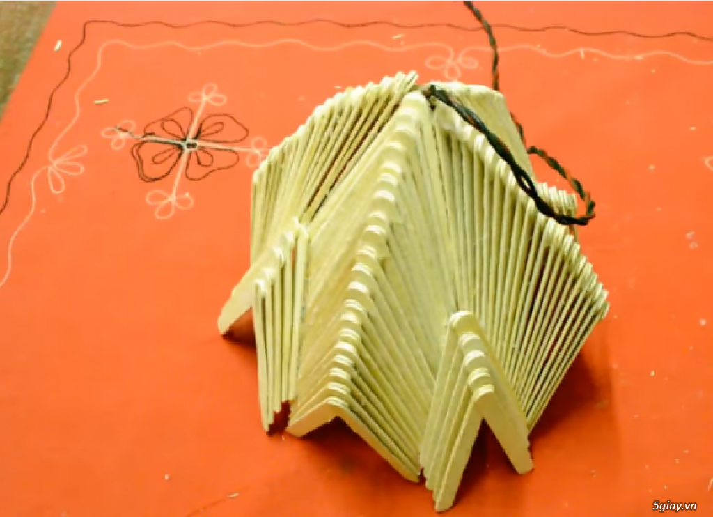 Cách làm đèn học đơn giản bằng que kem - 4