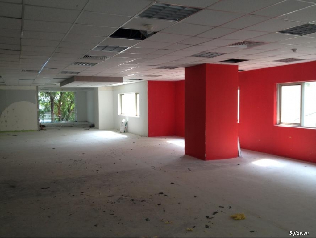 Cho thuê gấp văn phòng lầu 1 PVC Saigon Building, Nguyễn Gia Thiều, Q3 - 2