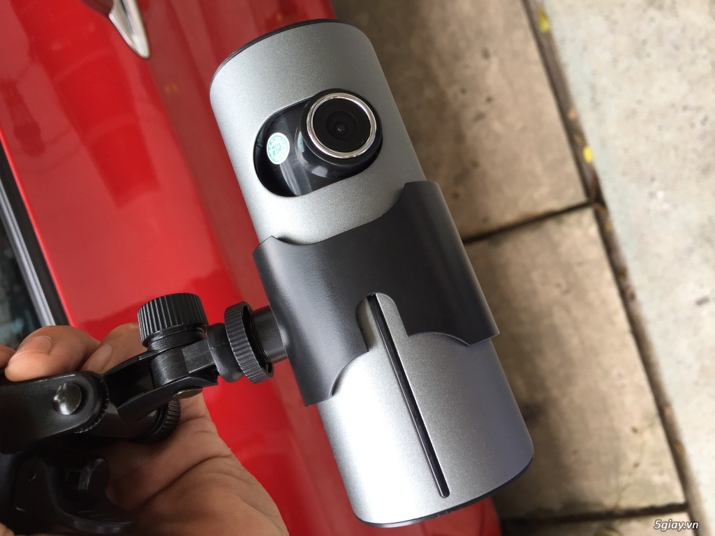 Thanh lý camera hành trình x3000 - 3