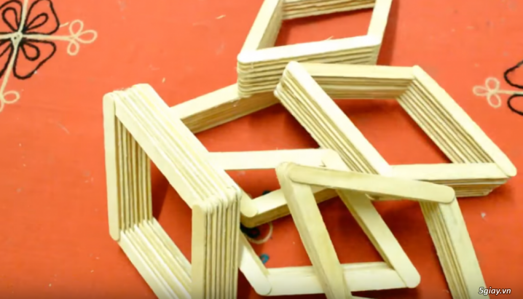 Cách làm khay đựng đồ mới lạ bằng que kem - 3