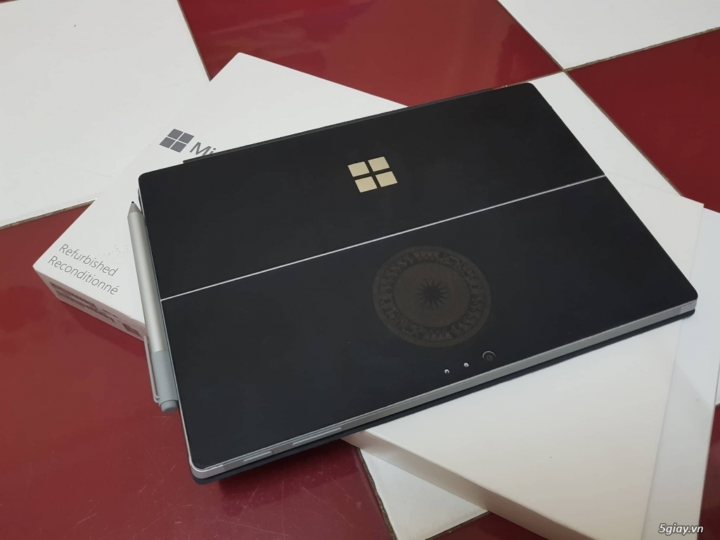 Surface pro 4 còn bh 7/2018 tại Mac24h + bàn phím vân tay