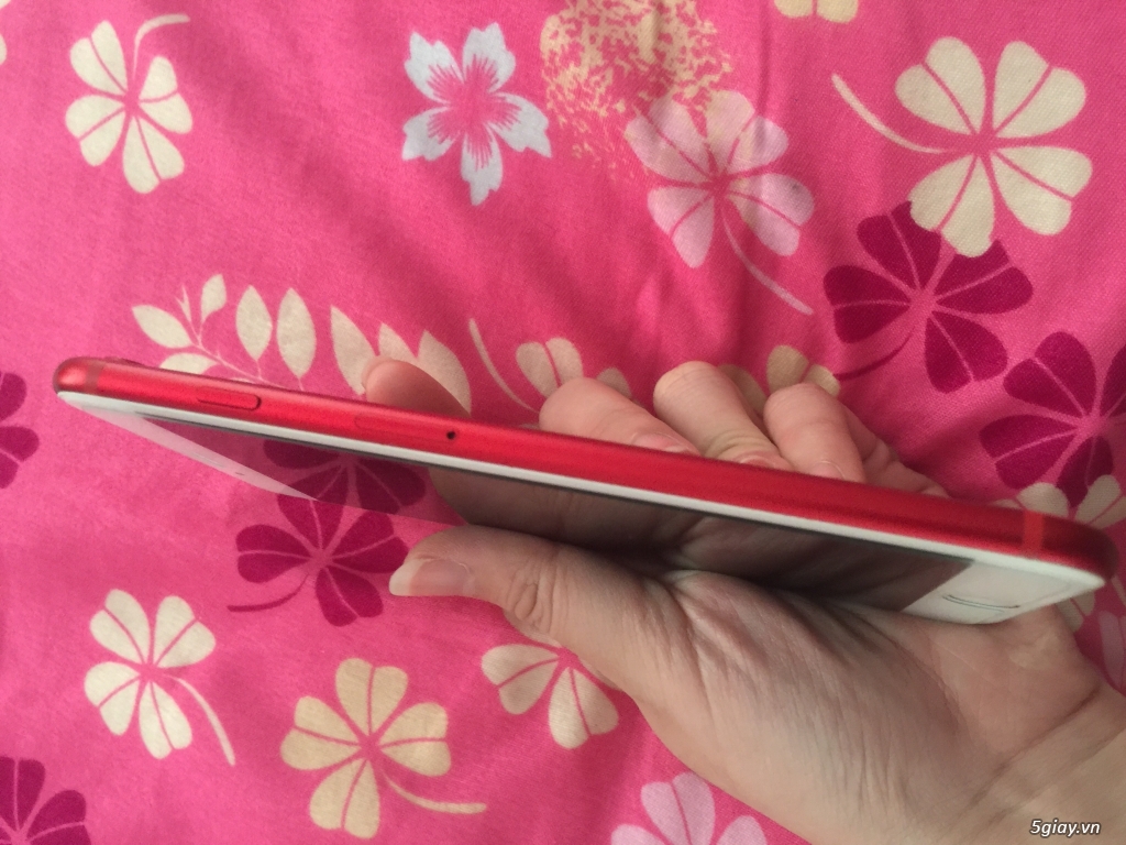 Iphone 7 Plus Red nữ xài kĩ nhượng lại
