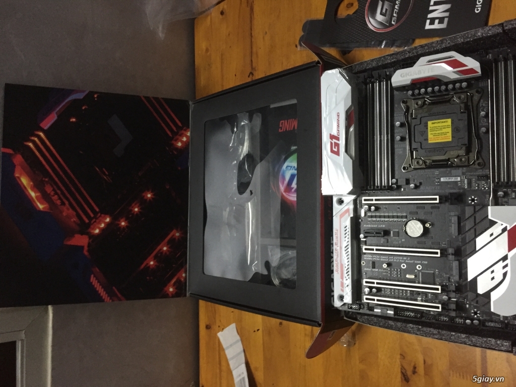 Main giga x99 gaming g1 . Asus maximus viii hero - 1