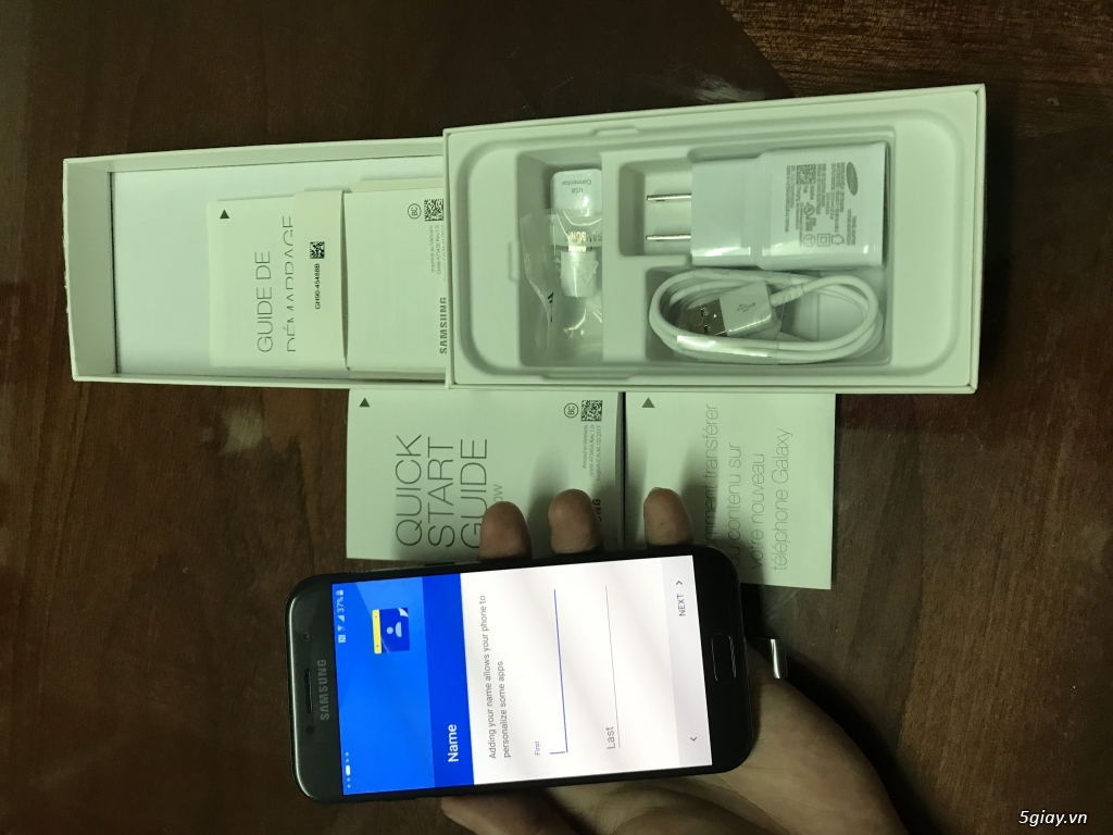 Samsung A5 2017 new giá hạt dẻ
