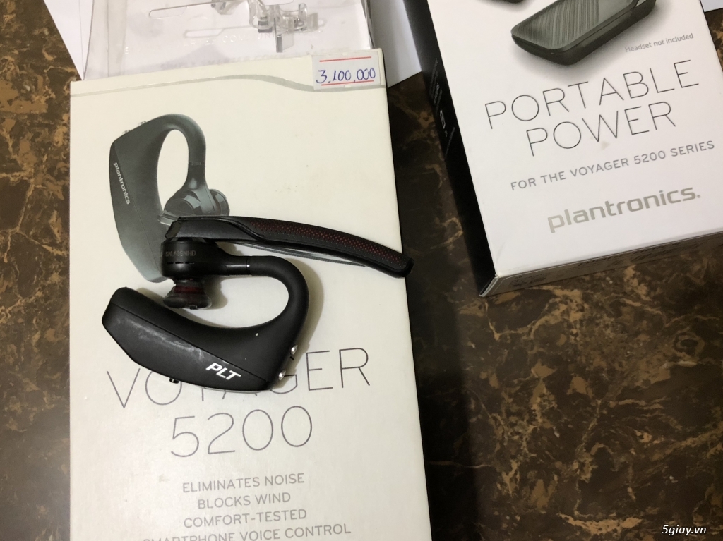 Tai nghe Bluetooth Plantronics Voyager 5200 đời 2017 - 2