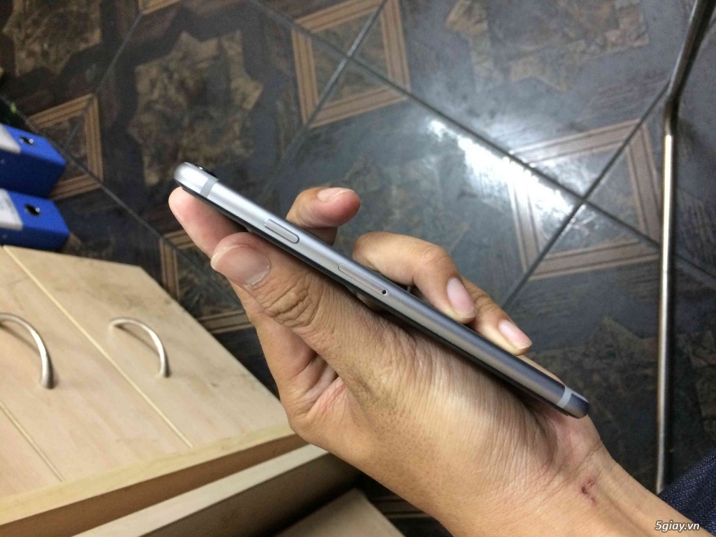 iphone 6 màu grey 64gb quốc tế - 2