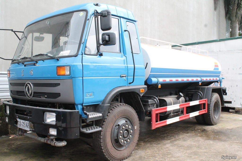 Xe phun nước rửa đường tưới cây Dongfeng 5,9,13,16 khối - 1