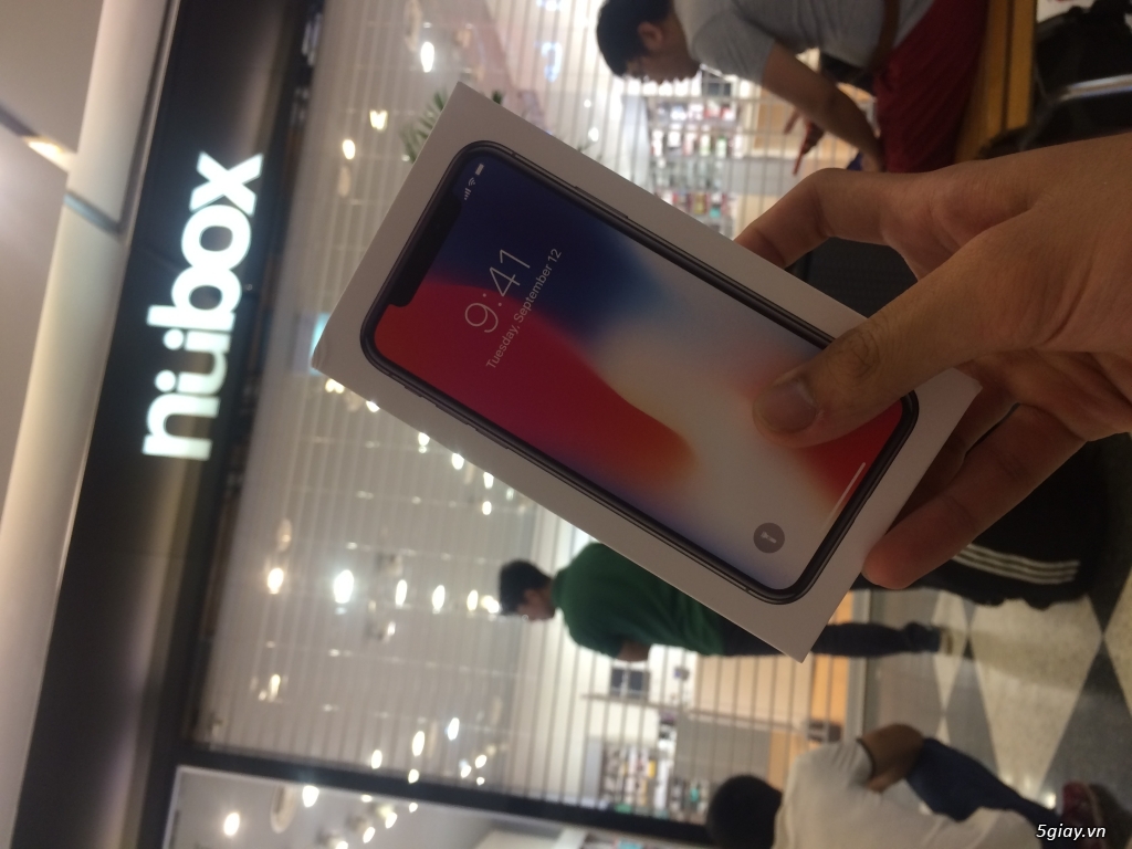 Iphone X 64 Gb grey 4/11 có hàng