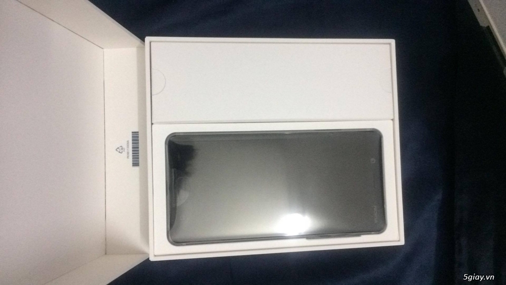 Nokia 8 fullbox nguyên seal mới 100% tiết kiệm được 3tr