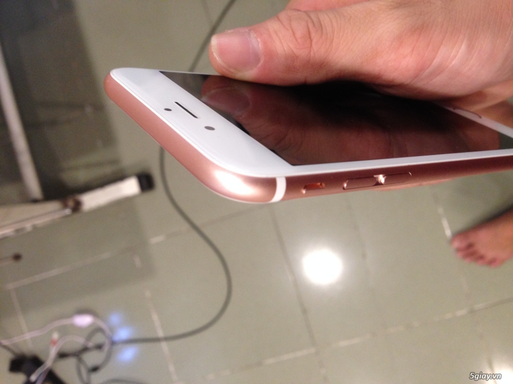 Cần bán IPhone 6s rose gold. - 3
