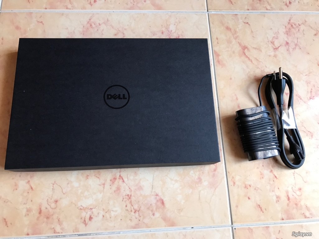 [HCM - CẦN BÁN] DELL XPS 13 9360 NEW 99% - 4