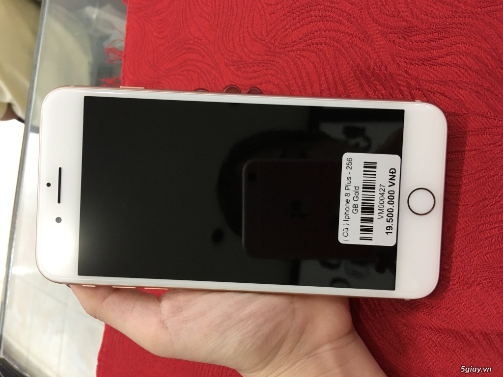 Cần bán: Iphone 8 plus 64gb Gold 99%