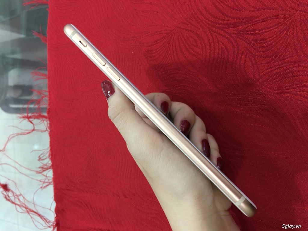 Cần bán: Iphone 8 plus 64gb Gold 99% - 1