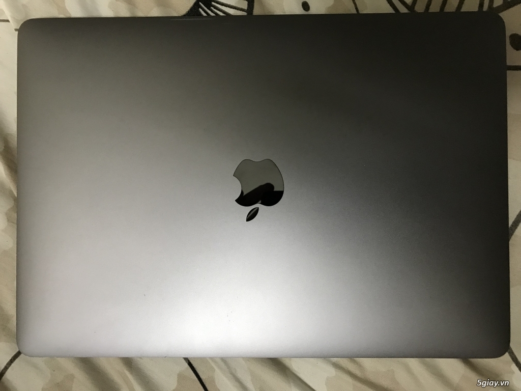 Macbook pro 2016 max option core i7,ram 16gb,ssd 512 - 1