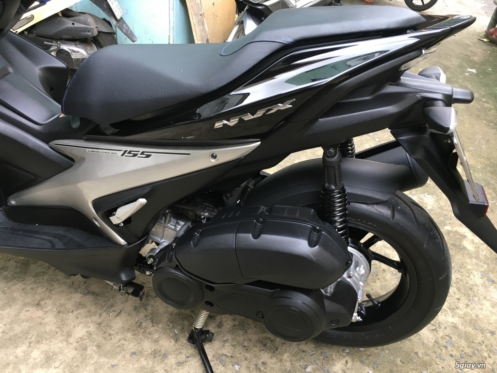 Cầu bán xe NVX 155cc ĐK 2017 mới 99% (ODO 1800km)