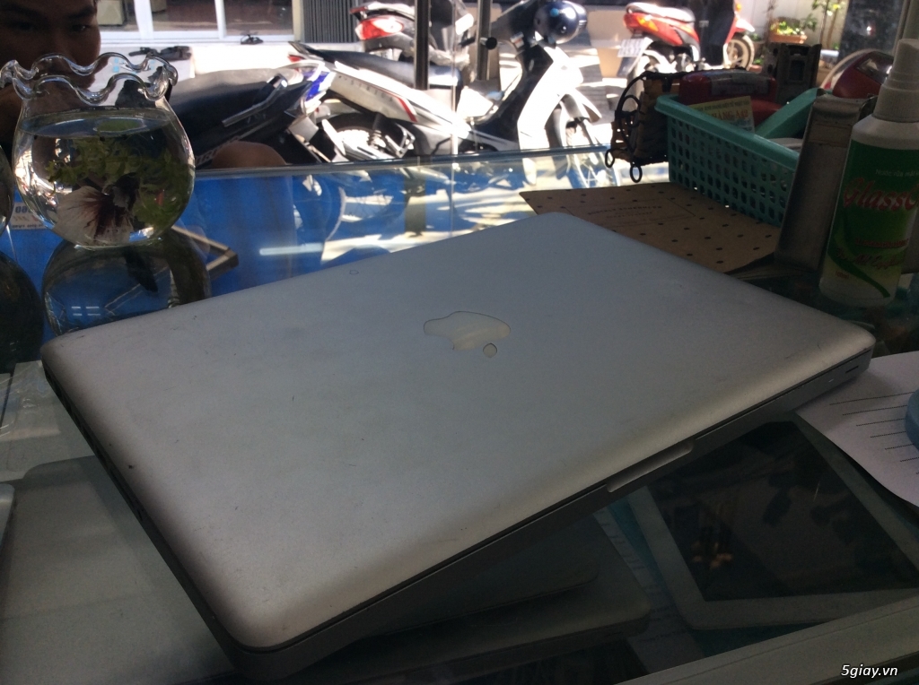 Apple Macbook Pro Intel Core i5 4 GB 500 GB - 1