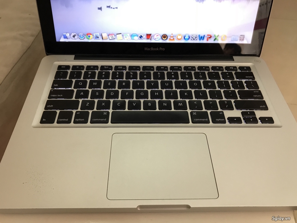 Macbook pro Md313 Late 2011 98% 8t8 - 5