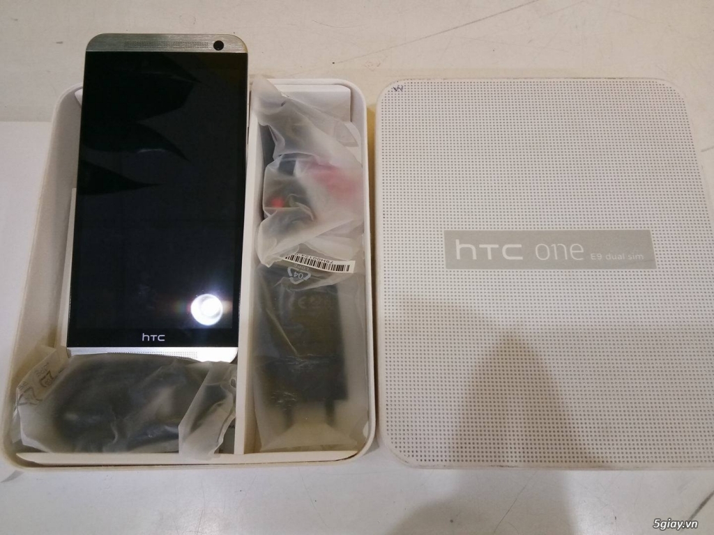 Bán HTC one E9 Dualsim, Hãng , Full box, mới 98%. BH 6T