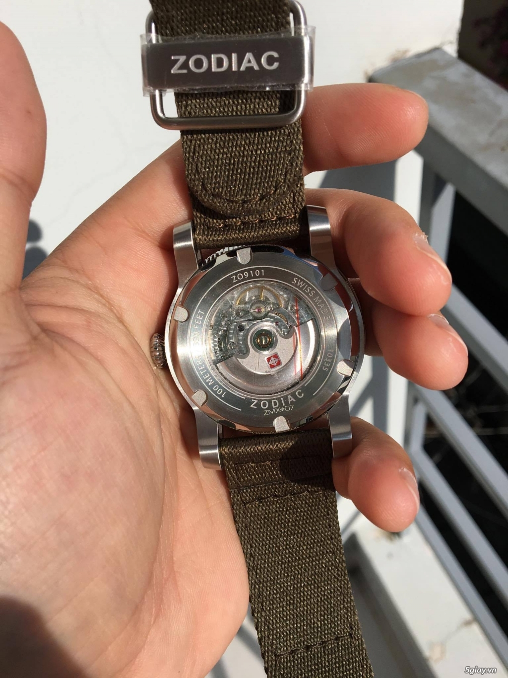 2 cái đồng hồ Zodiac 1882 automatic Fossil Thụy Sỹ mới 100 fullbox 5giay