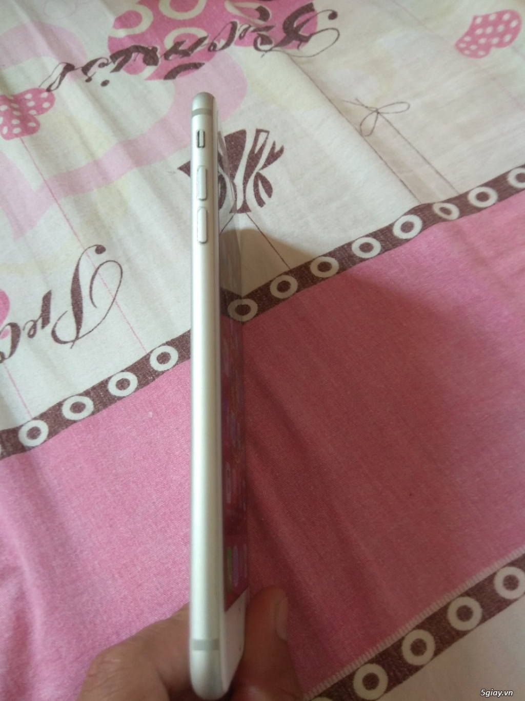 7 plus 128g silver QT fullbox giá siêu tốt. - 1