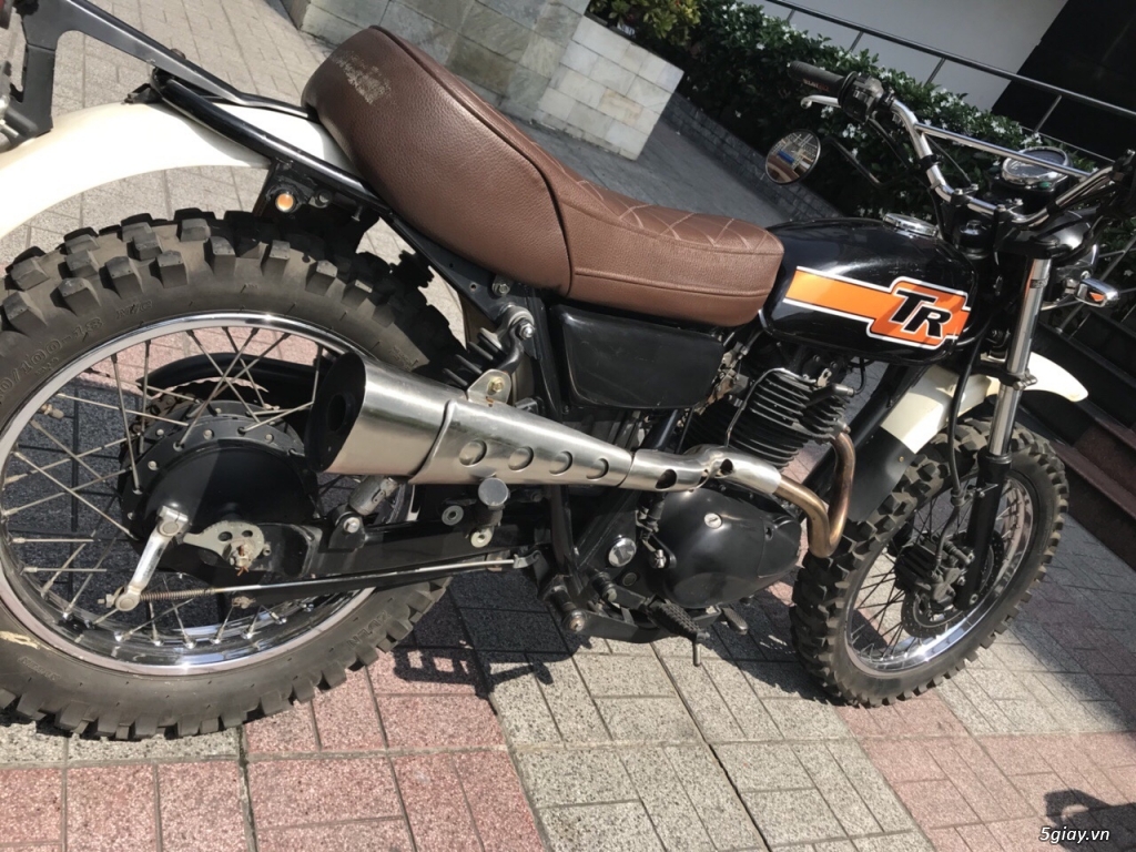 Kawasaki TR250 - 2