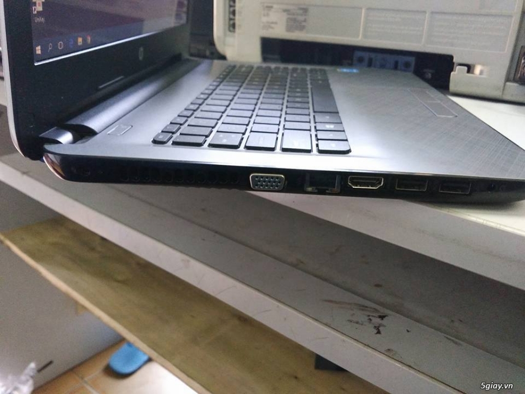 HP 14-AC145TU - 1