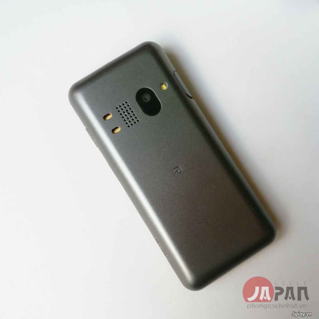 Kyocera Gratina 4G - Chiếc điện thoại nấp gập cực đẹp đến từ Nhật - 29