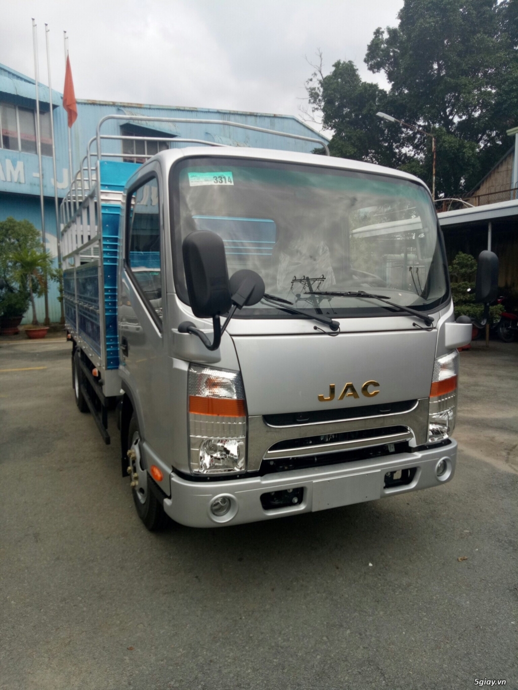 Cần bán xe tải 3.45 tấn, xe tải 3.5 tấn, Xe tải trả góp, giá nhà máy - 1