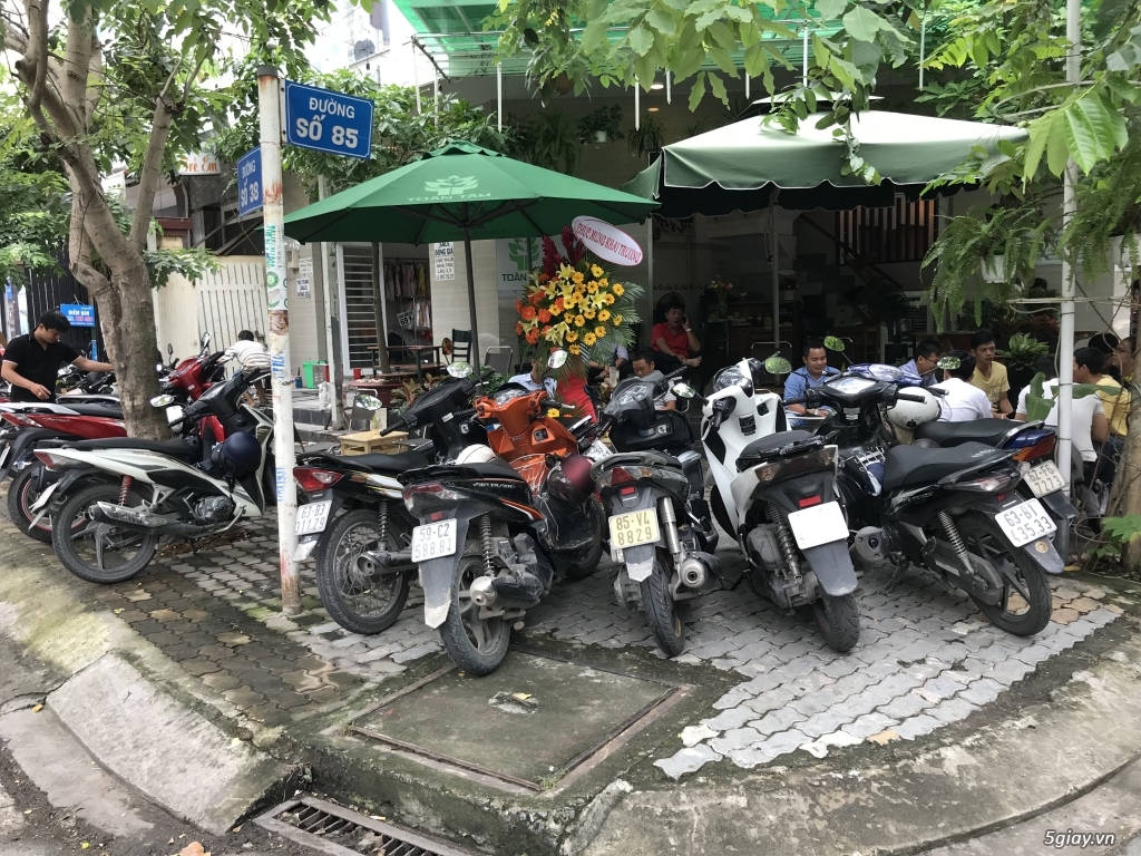 Cần tuyển 1 nữ pha chế Q7 - 4