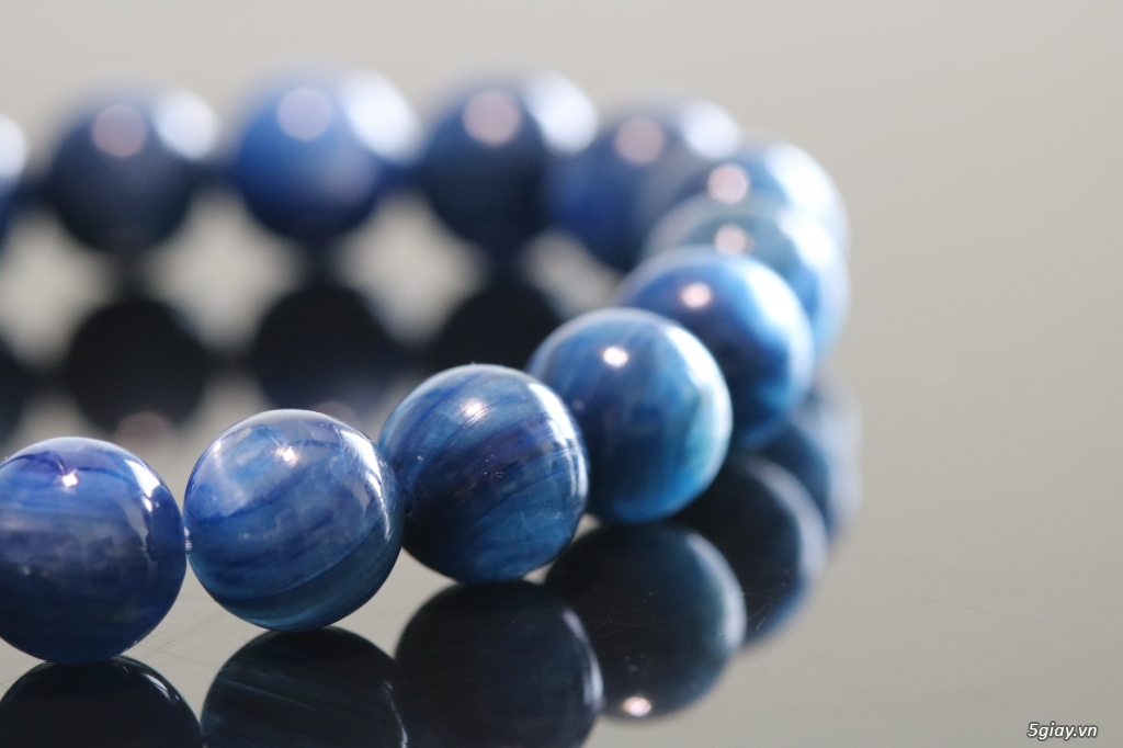 Đá Kyanite thiên nhiên