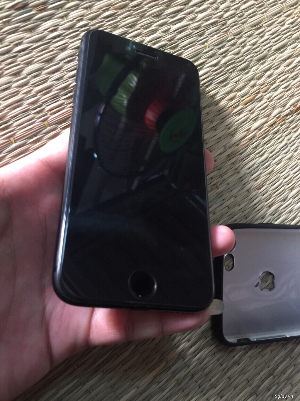 Cần bán iphone 7 đen nhám 128 gb, hàng VN/a , còn bảo hành TGDĐ 3 thán - 1
