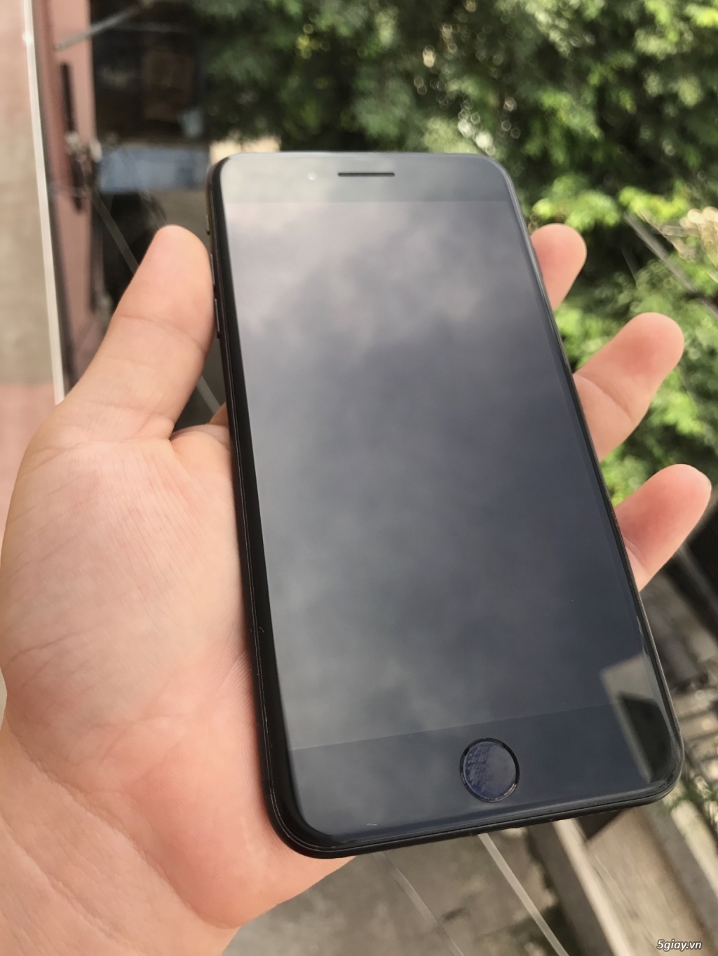Bán hoặc giao lưu 7plus đen=>7plus đỏ
