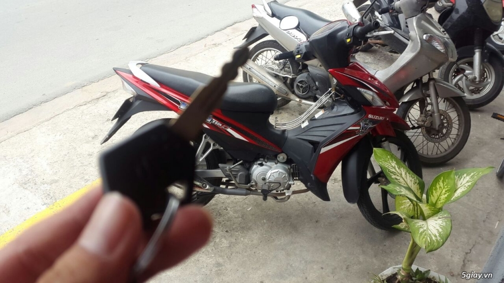 HCM - Quận 1 : Cần bán Suzuki Viva Fi 115cc gấp trong tuần - 1