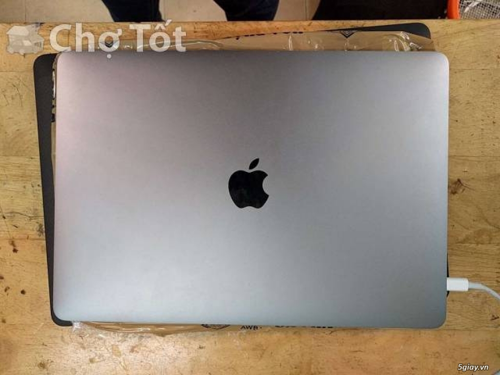 Macbook pro 13 inch 2017 tuochbar mpxx2 - 4
